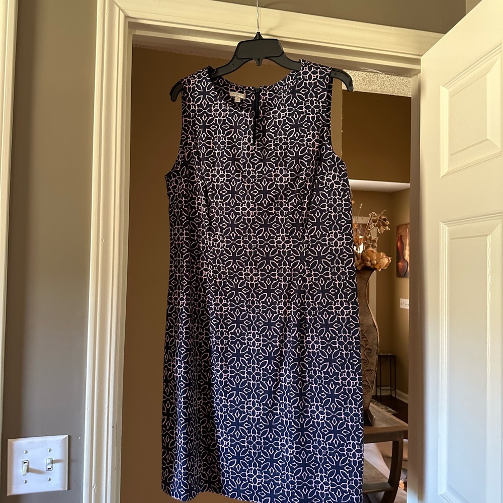 Elegant Navy Patterned Dress